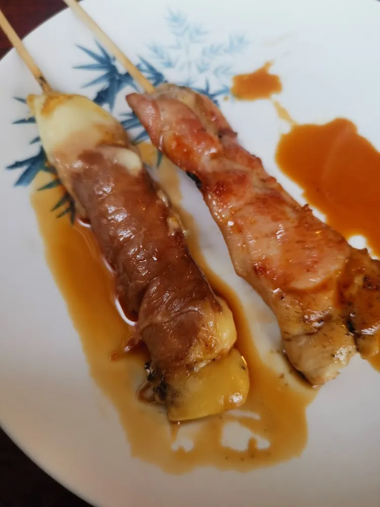 Brochettes de Poulet Et Brochettes Bœuf Fromage